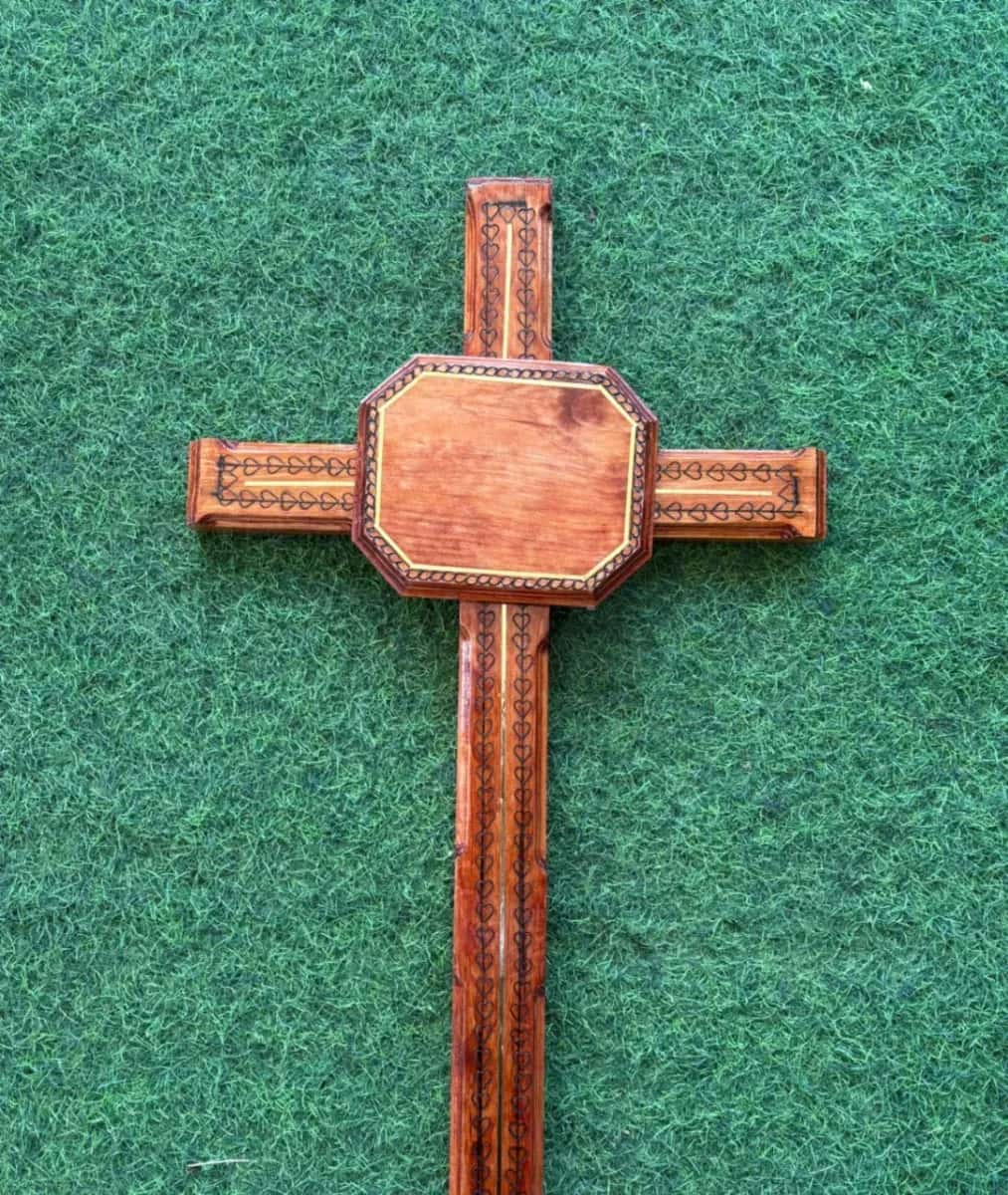 Cruz de Madera Tablon 03