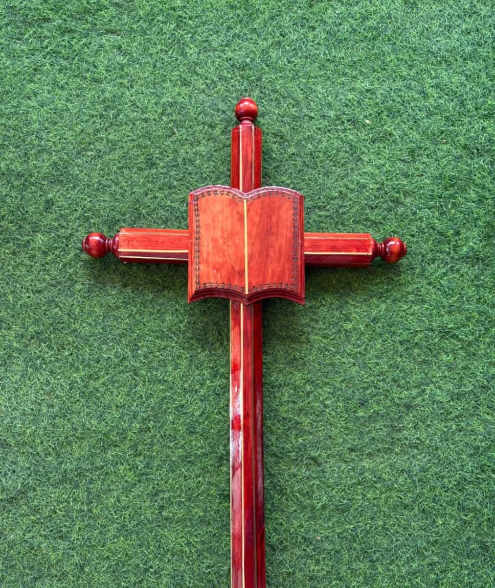 Cruz de Madera Ochavada 04