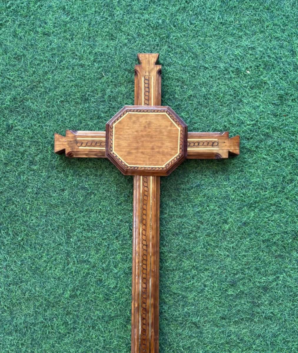 Cruz de Madera Tablon 02