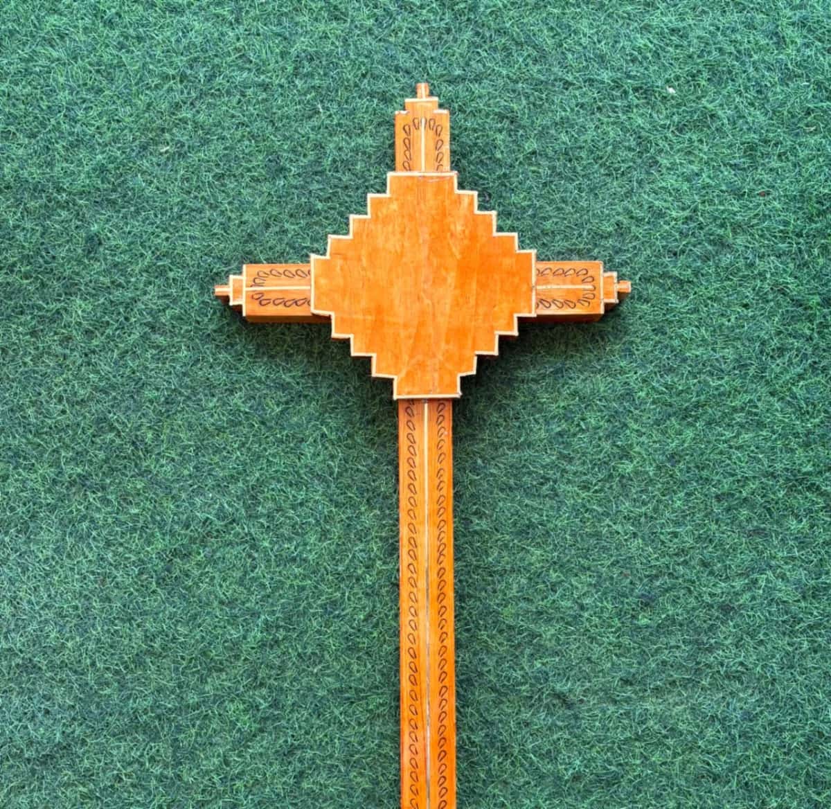 Cruz de Madera Escalonada 03