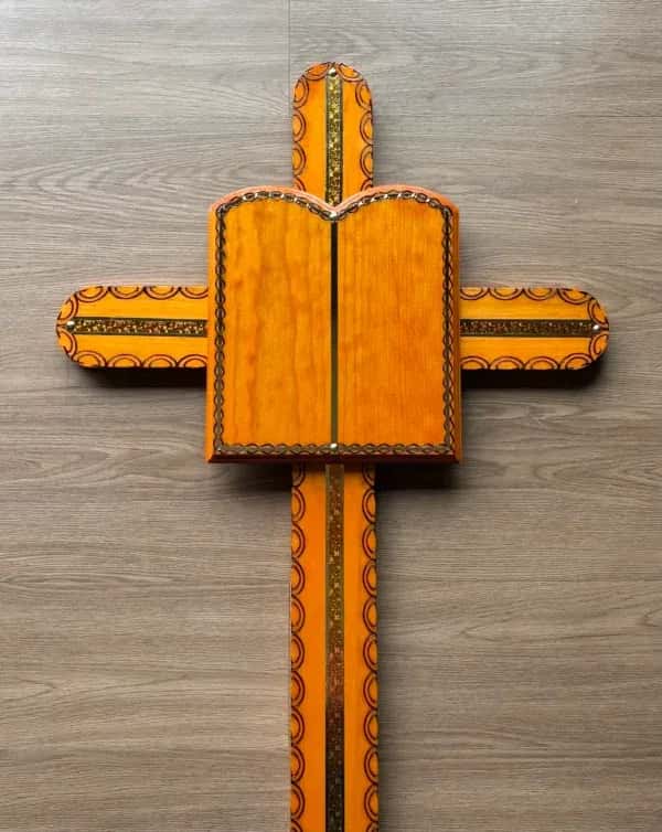 Cruz de Madera Tablon 12