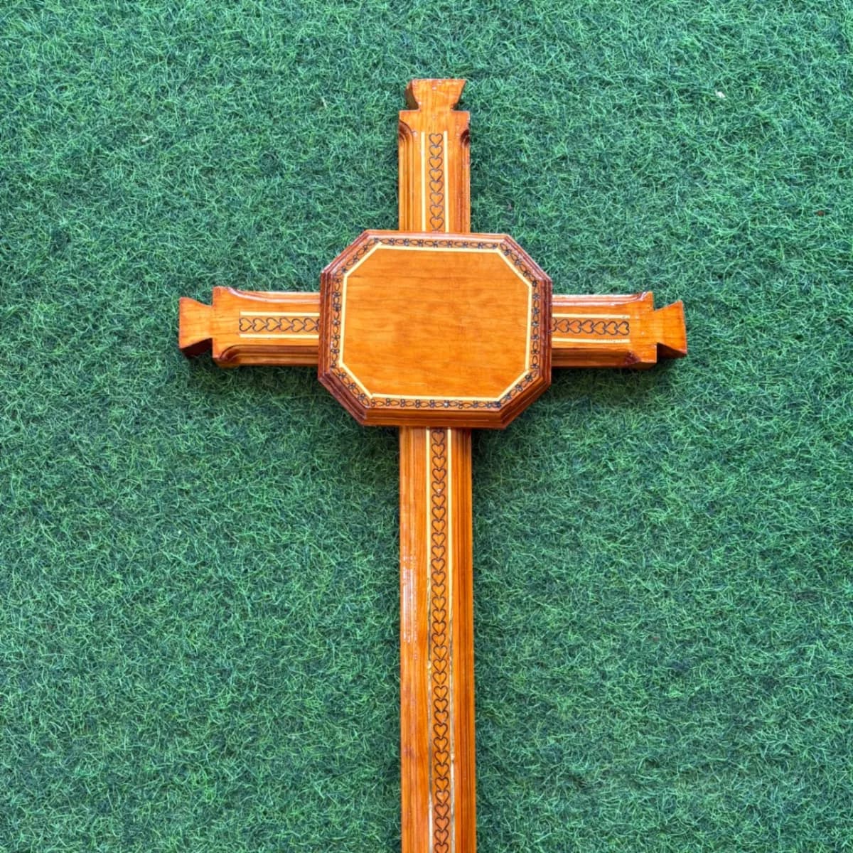 Cruz de Madera 23