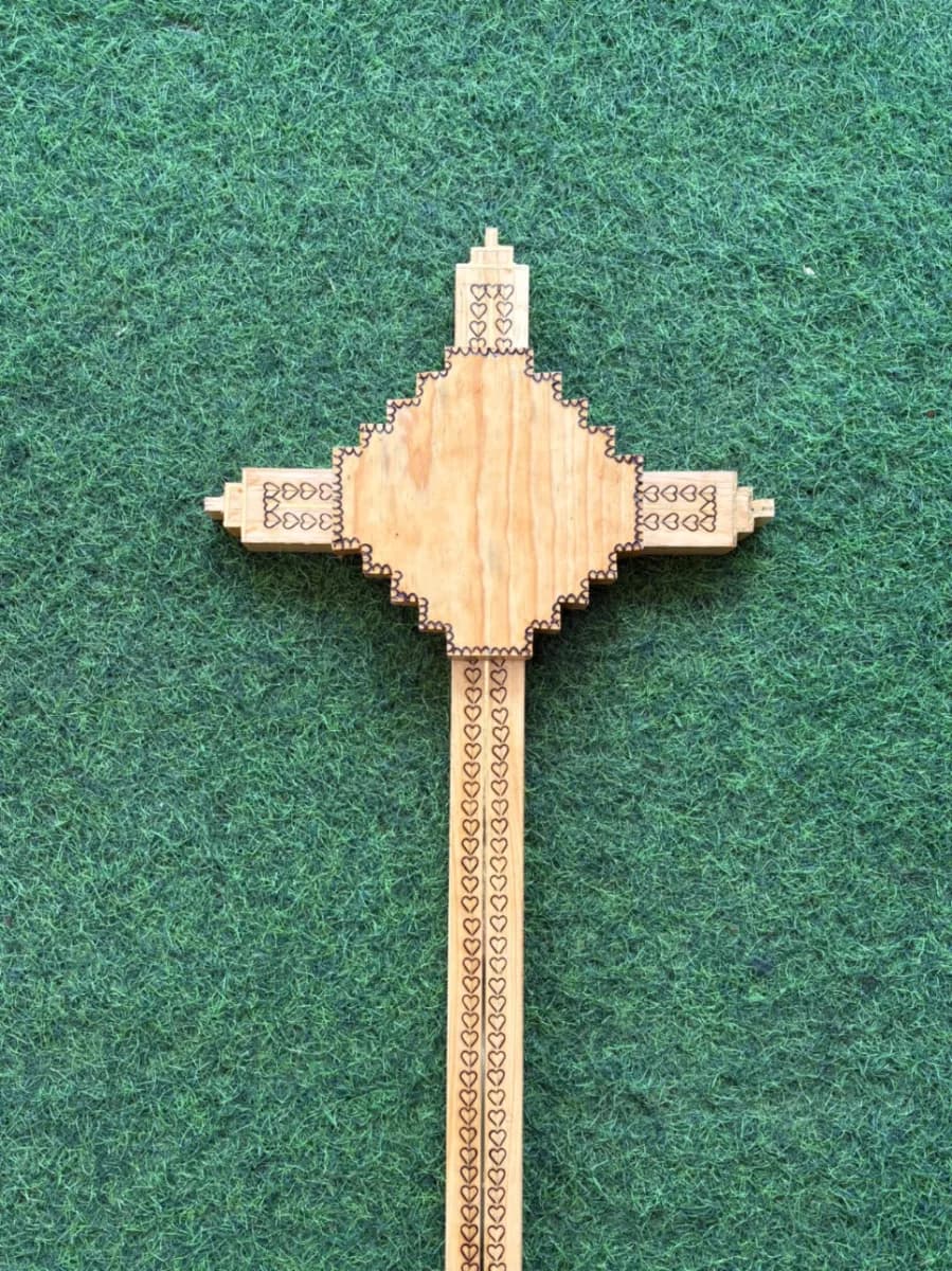 Cruz de Madera 16